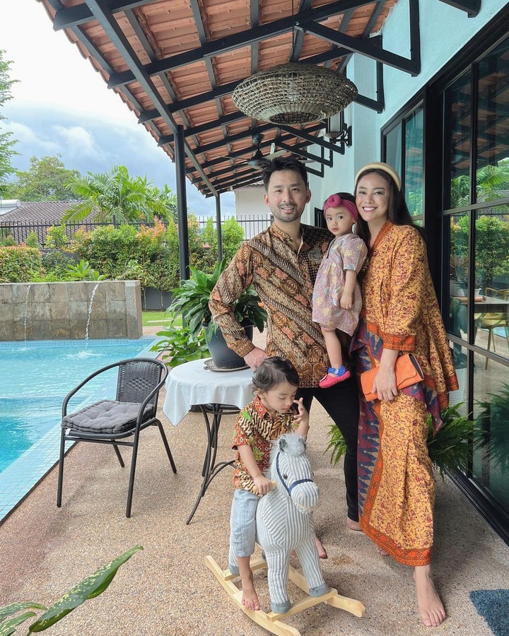 Rumah Whulandary Herman