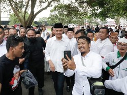 Kunjungan ke Lebak, Ganjar Diteriaki Presiden oleh Ulama & Warga