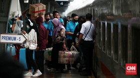 KAI Tambah 34 Kereta Saat Nataru, Tiket Bisa Dipesan Mulai Hari Ini
