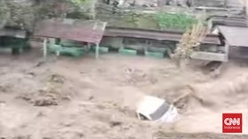 Banjir Bandang di OKU Selatan: 1 Orang Tewas, Ratusan Rumah Terendam