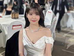 Lirik Lagu Palette - IU feat GD