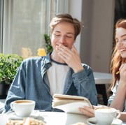 7 Cara Ampuh untuk Membuat Introvert Jatuh Cinta Padamu, Jangan Posesif Salah Satunya!