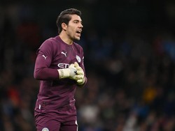 Man City Perpanjang Kontrak Stefan Ortega