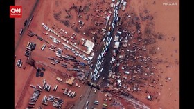 VIDEO: Melihat Padatnya Antrean Perbatasan Sudan-Mesir dari Satelit