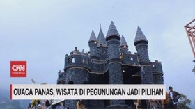 VIDEO: Wisata 'Di Atas' Awan dengan Pemandangan 7 Gunung