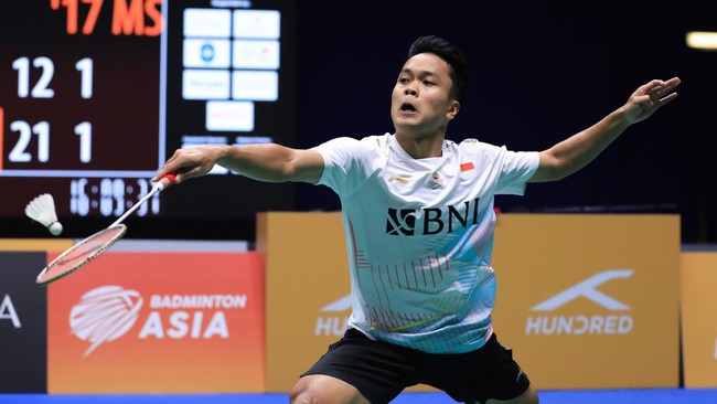 Anthony Ginting lolos ke babak 16 besar Singapore Open 2023 usai mengalahkan Angus Ng Ka Long di Singapore Indoor Stadium, Rabu (7/9).