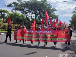Bawaslu Semarang Ikut Awasi Demo Buruh di Kantor Ganjar Hari Ini