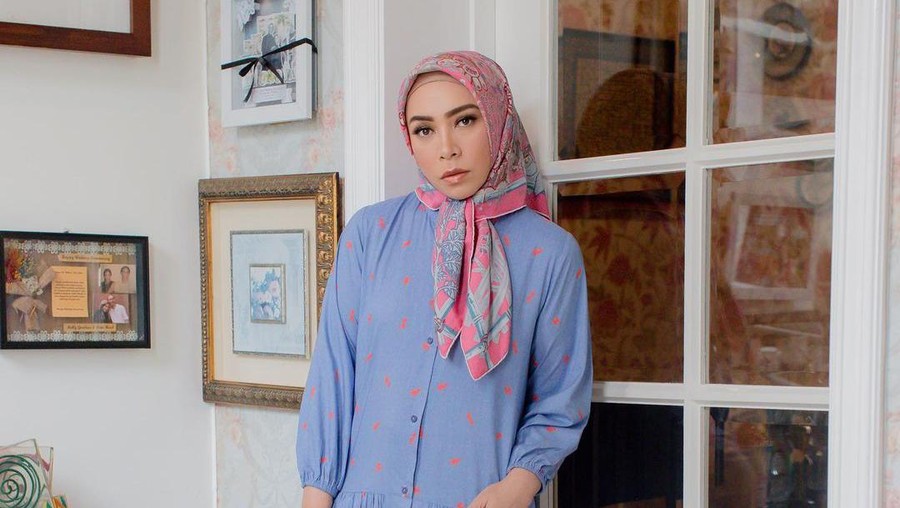 Melly Goeslaw
