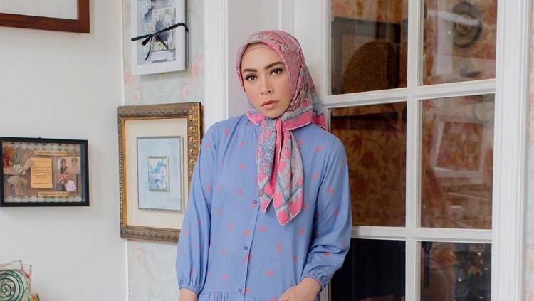 Melly Goeslaw Melly Goeslaw
