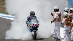 Pembalap Moto2 Takjub 'Kesaktian' Tukang Duplikat Kunci di Lombok