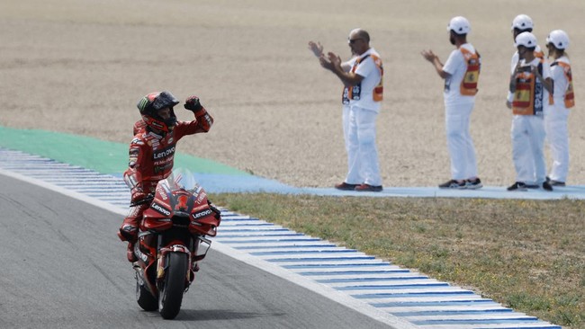 Merujuk jalannya empat seri balapan awal di MotoGP 2023, Pecco Bagnaia terlihat mendominasi penuh bahkan di saat ia dua kali gagal meraih poin.