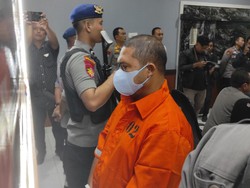 Akhir Perjalanan Pembantai Penyu Setelah 24 Tahun Jualan Lawar di Bali