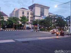 Massa Buruh di Kantor Ganjar Bubar, Lalin di Jalan Pahlawan Kembali Normal