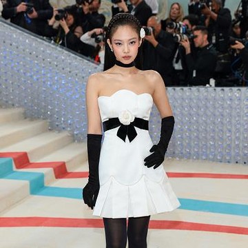 img-title Deretan Artis Korea di Met Gala dari Masa ke Masa, Ada Song Hye Kyo hingga Jennie BLACKPINK