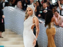 Ngevape di Met Gala, Doja Cat Sempat Ngaku Tobat Pakai Rokok Elektrik