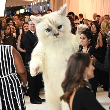 Simak Aksi Viral Jared Leto Pakai Kostum Kucing di Met Gala 2023