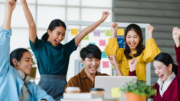 Kembali Produktif, Cara Setiap Zodiak Mengembalikan Semangat Kerja Setelah Libur Ini Patut Ditiru