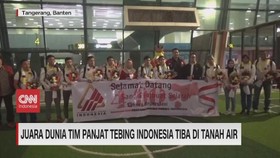 VIDEO: Juara Dunia Tim Panjat Tebing Indonesia Tiba di Tanah Air