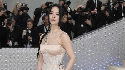 Song Hye Kyo, Blackpink's Jennie debut on Met Gala red carpet