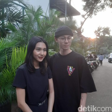 Bantah Jadi Pelakor, Tenri Anisa Somasi Virgoun dan Inara Rusli