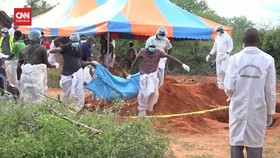 VIDEO: Jasad Anak Ditemukan di Antara Korban Tewas Sekte Sesat Kenya