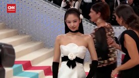 VIDEO: Jennie BLACPINK hingga Michelle Yeoh Memukau di Met Gala 2023