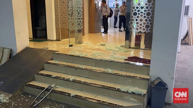 Pelaku penembakan di Kantor MUI disebut ingin bertemu dengan pimpinan MUI. Berikut ini sejumlah fakta terkait peristiwa tersebut.