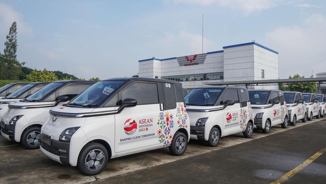 Wuling menjelaskan harga Air EV di Thailand lebih murah karena ada perbedaan skema pajak yang ditetapkan pemerintah setempat, khususnya untuk kendaraan listrik.