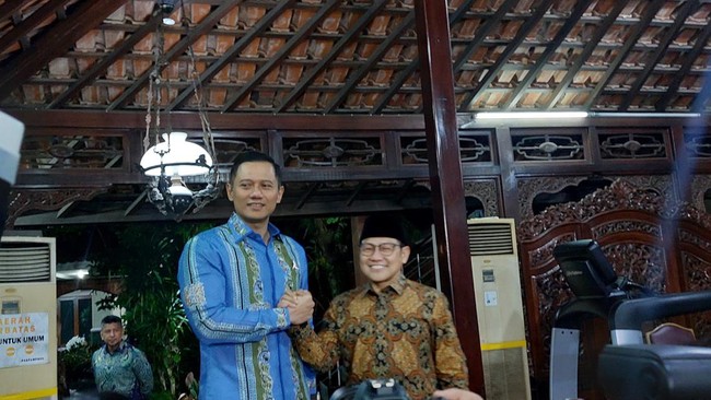 Cak Imin menegaskan tidak ada pembahasan AHY sebagai cawapres Koalisi Kebangkitan Indonesia Raya (KKIR) dalam pertemuan Prabowo dengan SBY.