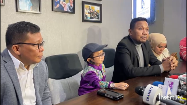 img-title Resmi Bercerai dari Shelvie Hana, Daus Mini Dapatkan Hak Asuh Anak