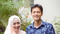 <p>Rumah tangga Fedi dan Vanny sudah berjalan selama tujuh tahun. Selama ini, pernikahan keduanya jauh dari gosip miring dan harmonis, lho. (Foto: Instagram @fedinuril) <br /><br /><br /></p>