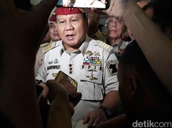 Diejek Nggak Kapok Maju Pilpres, Prabowo: Saya Dididik Pantang Menyerah!