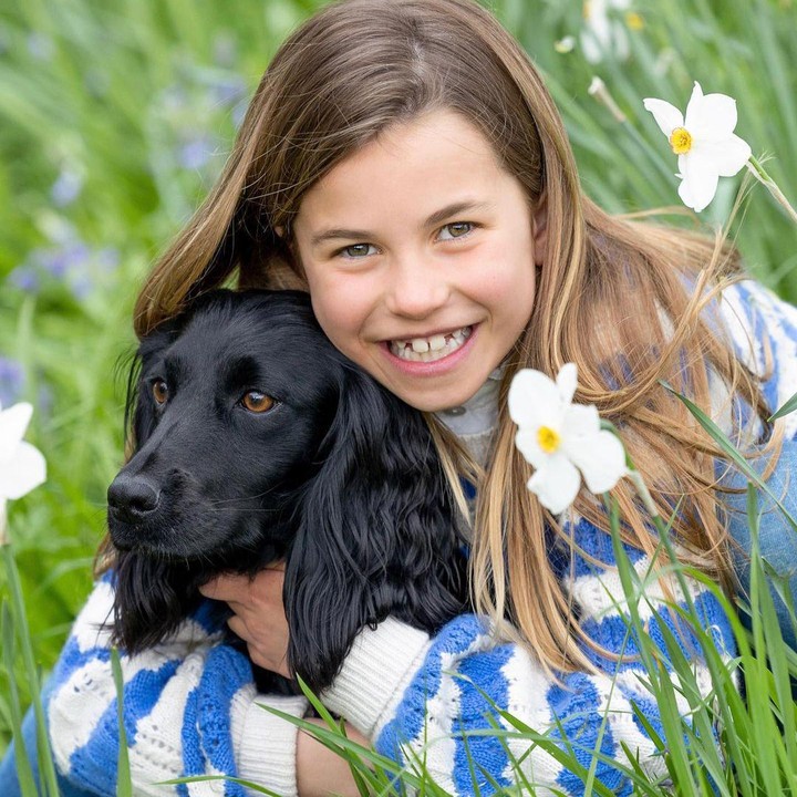 <p>Ulang tahun Charlotte turut dikabarkan pada akun Instagram kerajaan, yakni <em>@princeandprincessofwales</em>. Akun tersebut mengunggah potret Charlotte yang tersenyum lebar. (Foto: Instagram: @princeandprincessofwales)</p>