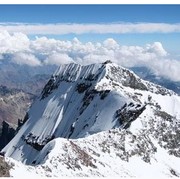 Mengenal Seven Summits Indonesia, Misi yang Ditaklukkan Dua Pendaki Perempuan yang Meninggal di Puncak Carstensz