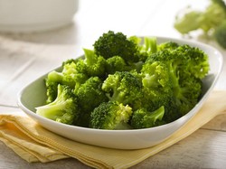 11 Sayur Tinggi Protein untuk Diet Sehat dan Bergizi