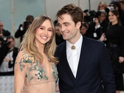 Punya Bayi Usia 3 Bulan, Robert Pattinson Merasa Sangat Tua