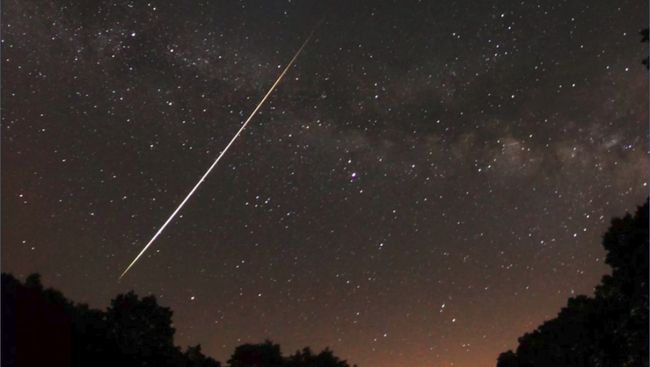 Jangan Sampai Terlewat, Malam Ini Puncak Hujan Meteor Lyrid Bisa Dilihat dari Indonesia