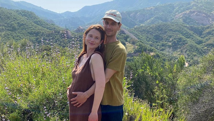 Bonnie Wright Hamil