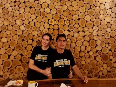 img-title Pekerjaan Catherine Wilson Usai Dinikahi oleh Anggota DPRD Sidrap