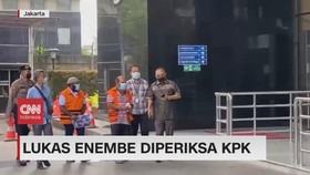 VIDEO: Lukas Enembe Diperiksa KPK