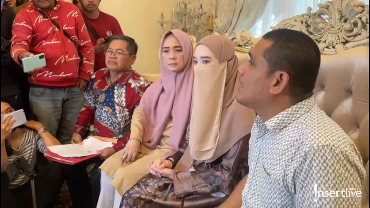 img-title Digugat Cerai Virgoun, Inara Rusli: Sudah Mediasi tapi Gagal