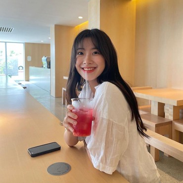 Profil Kim Min Ah Kakak Jungwoo NCT Debut Jadi Aktris