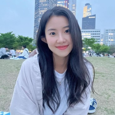 Debut Jadi Aktris, Kakak Jungwoo NCT Masuk Agensi Woori Actors