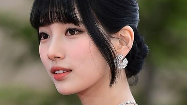 5 Potret Artis Korea dengan Gaya Rambut Hime Cut, Song Hye Kyo hingga