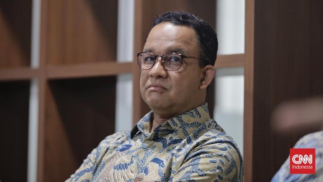 Seorang mahasiswa anak PNS menagih janji Anies soal TKD ASN DKI yang dipotong saat pandemi. Momen itu terjadi saat Anies mengisi kuliah kebangsaan di UI.