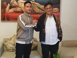 Gibran Bertemu Budiman Sudjatmiko di Jakarta, Ternyata Ini yang Dibahas
