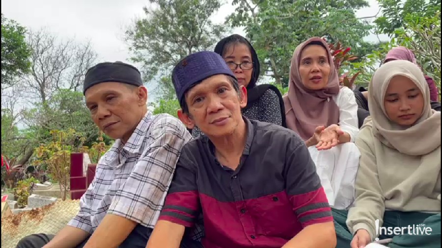 Ginanjar dan saudaranya
