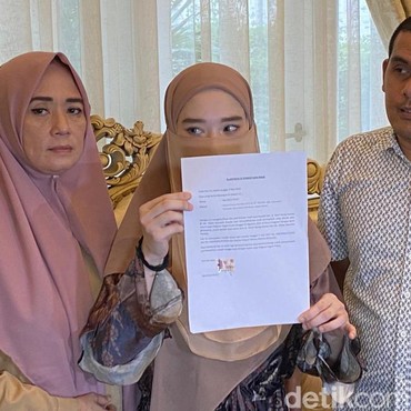 Terpopuler: Alasan Gitaris STINKY Pindah Agama VS Inara Minta Maaf ke Tenri