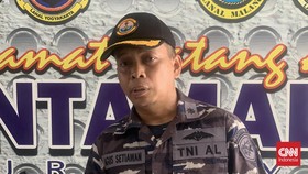 Kronologi 2 Bus TNI AL Terobos Perlintasan Kereta Api di Malang