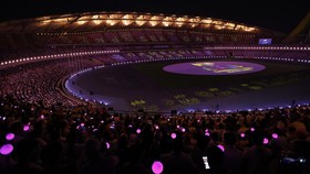 Netizen Ngamuk Bendera Indonesia Terbalik di Pra Pembukaan SEA Games
